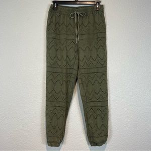 Vici Fate Lola Cotton Pocket Eyelet Joggers Olive Green Women Size Small Chico